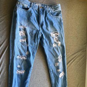 Distressed Boyfriend Jeans